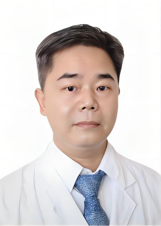 中医执业医师 严佐