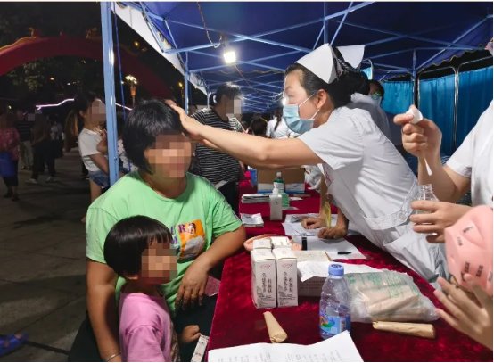 7f69c54914a54c7e9464a3c14b57ad90_IMG_275