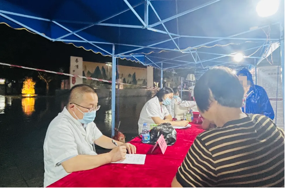 3420a66ab41b4367a2d4ea9eb0462e8b_IMG_267