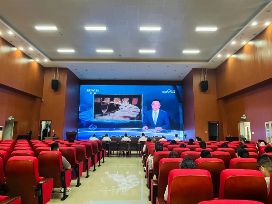 c2c77cfcfdf64a1c82f24cf4dd4055c9_IMG_259