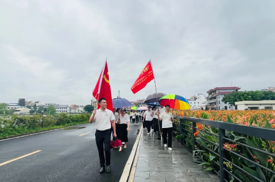 712dfda615954a68971913164aa1df32_IMG_284