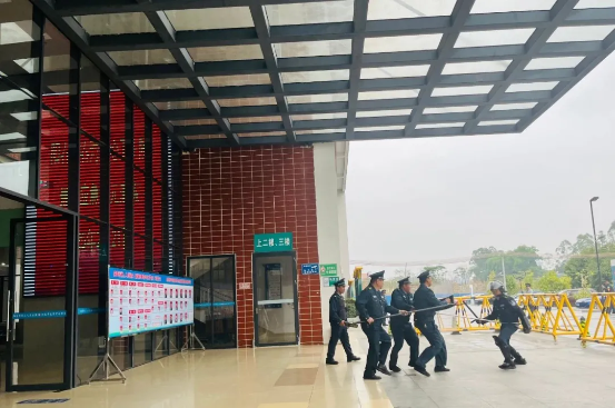 a90aa7a23d0046e383cd1ddbe873ec67_IMG_258