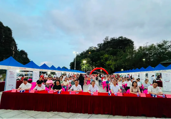 42877b260ac14ecb9c28feeea5979bbd_IMG_258