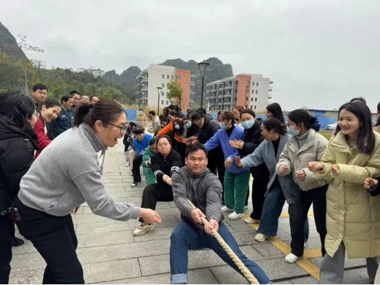 b68fed004bc646c99f93287cfef5a2be_IMG_282