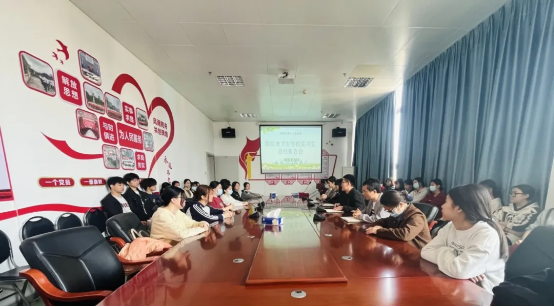 54ae1d5a02d34b70b0b23e9444c8267b_IMG_256