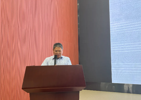 bd485a380cdd4d0fbb69f3d3c73b2a4e_IMG_269