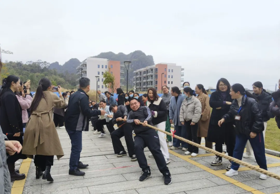 5c4a291b282648d397aecc8ebc0fce5d_IMG_279