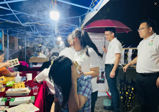 12bcc8ec4a89452eb2ff0d524b15f323_IMG_294