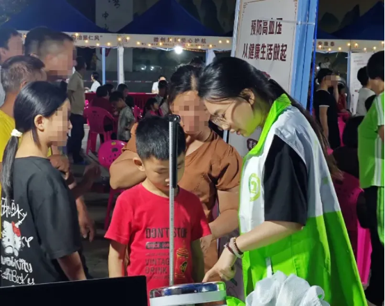 88372cd1eb7143bc86850b7714b8a377_IMG_305