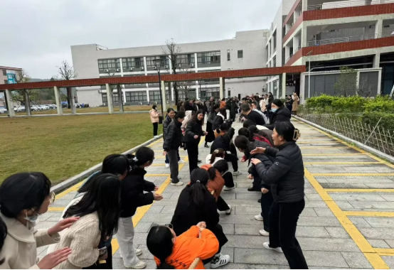 1bb9b881e05946baaa3c587e64d01645_IMG_278