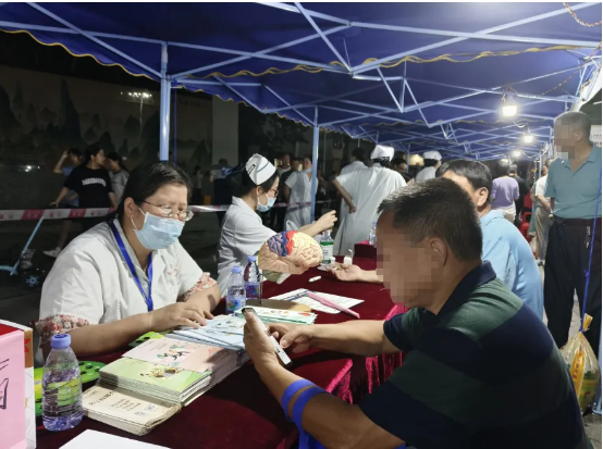 29e4e5afd00040ba8cb010ebb41e318a_IMG_273